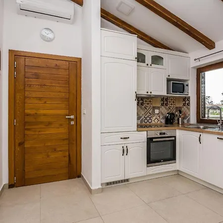 With Parking Space - 18544 * Vir