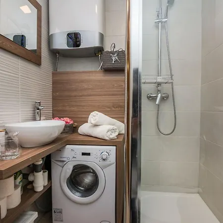 Apartament With Parking Space - 18544 *