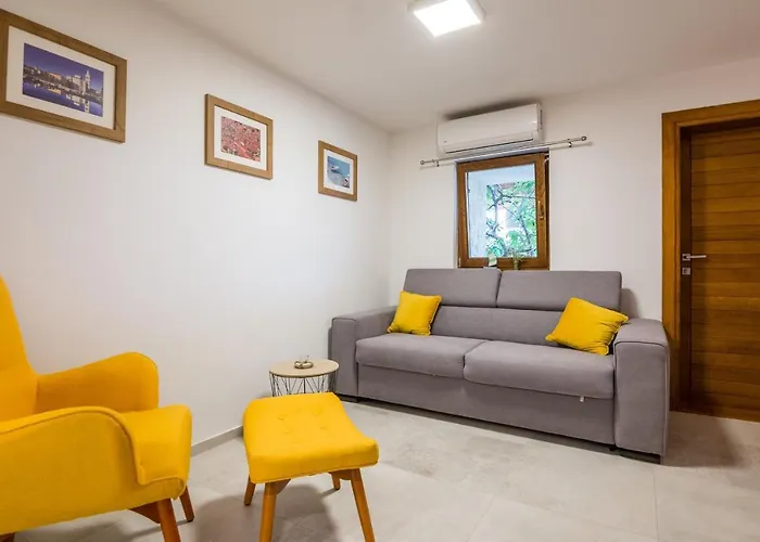 With Parking Space - 18544 Appartement *